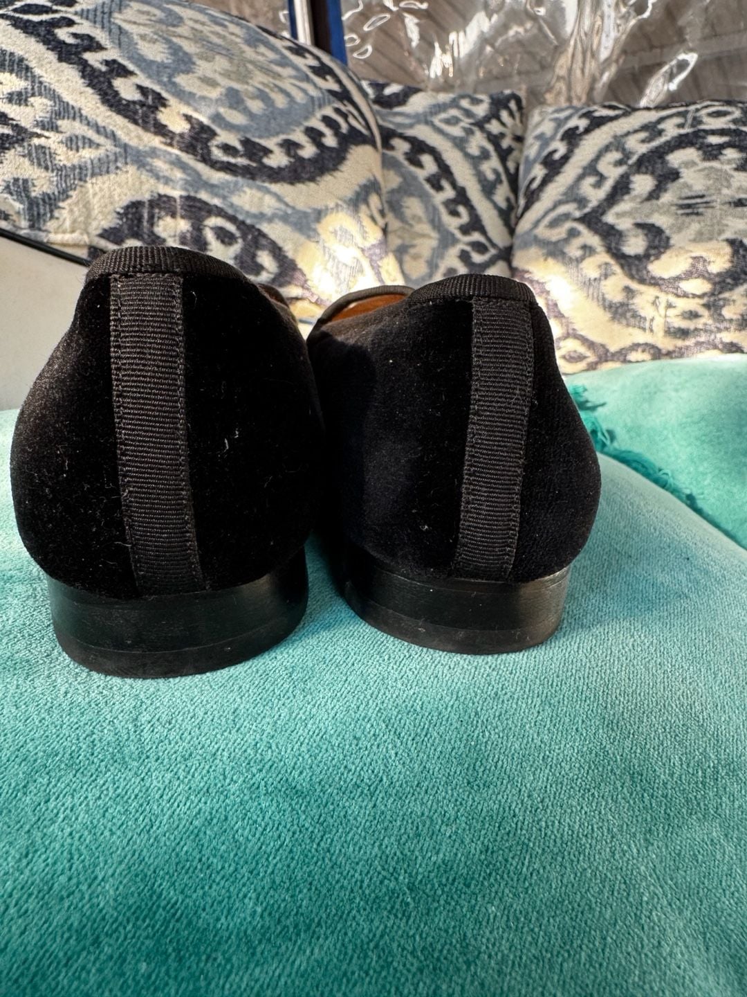 Stubbs & Wootton Black Velvet Slippers Embroidered Crest Loafers men’s 9.5 6