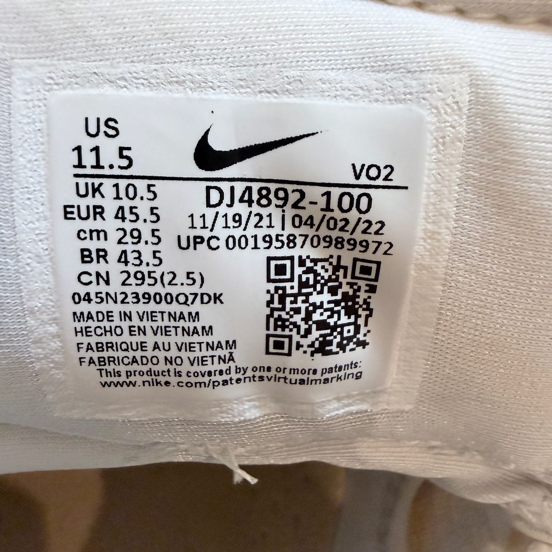Nike Zoom LeBron 2 Retro Maccabi White Gold DJ4892-100 12