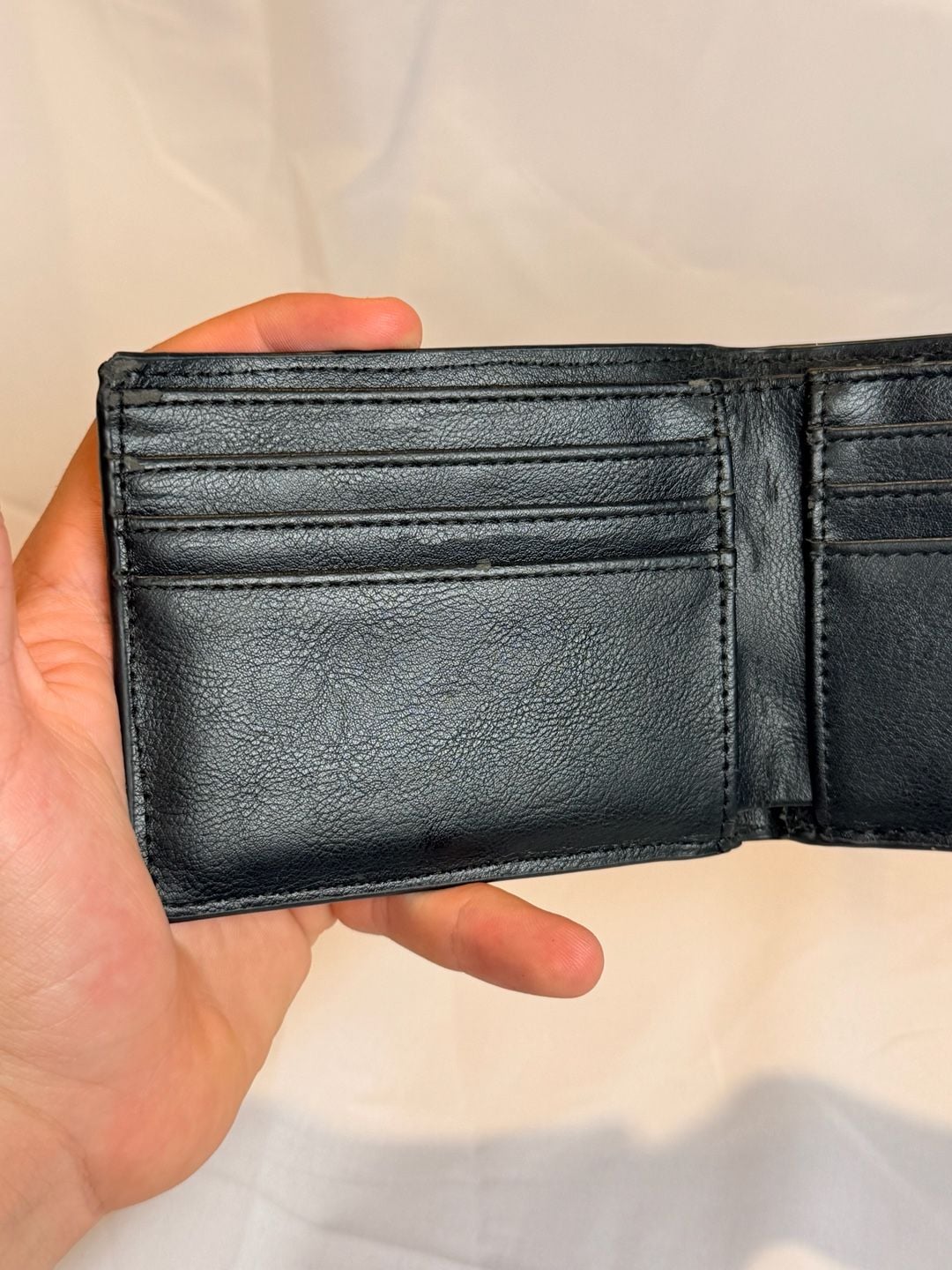 Guess Black Logo Bifold Wallet 5