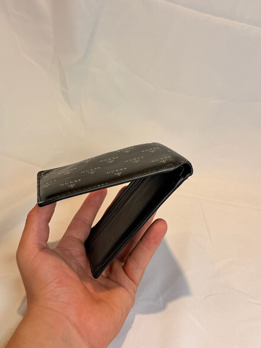 Guess Black Logo Bifold Wallet 7