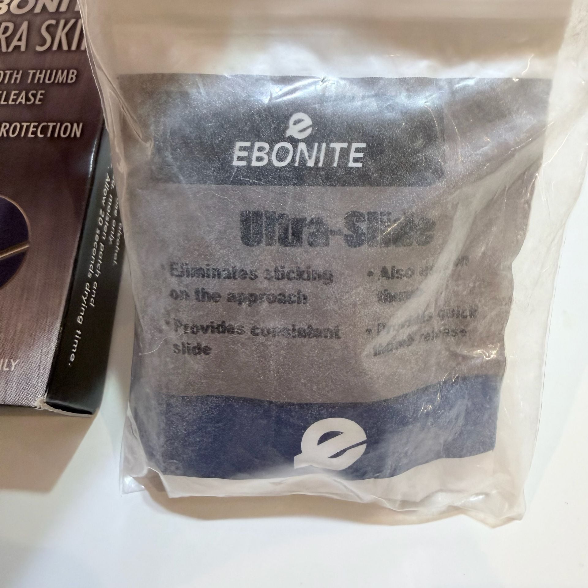 Hot Glove Rosin Bag And Ebonite X-Tra Skin 3