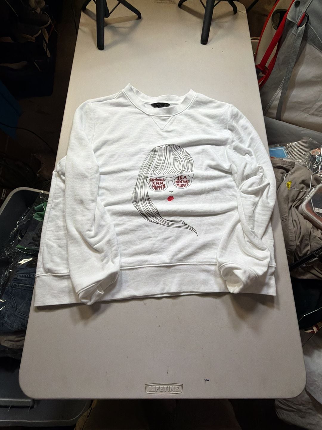 Banana Republic Graphic Sweatshirt Size M White New York Minute 2