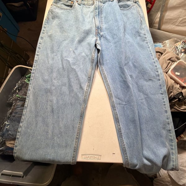 Levi's 550 Relaxed Fit Jeans 40x32 Light Wash Denim