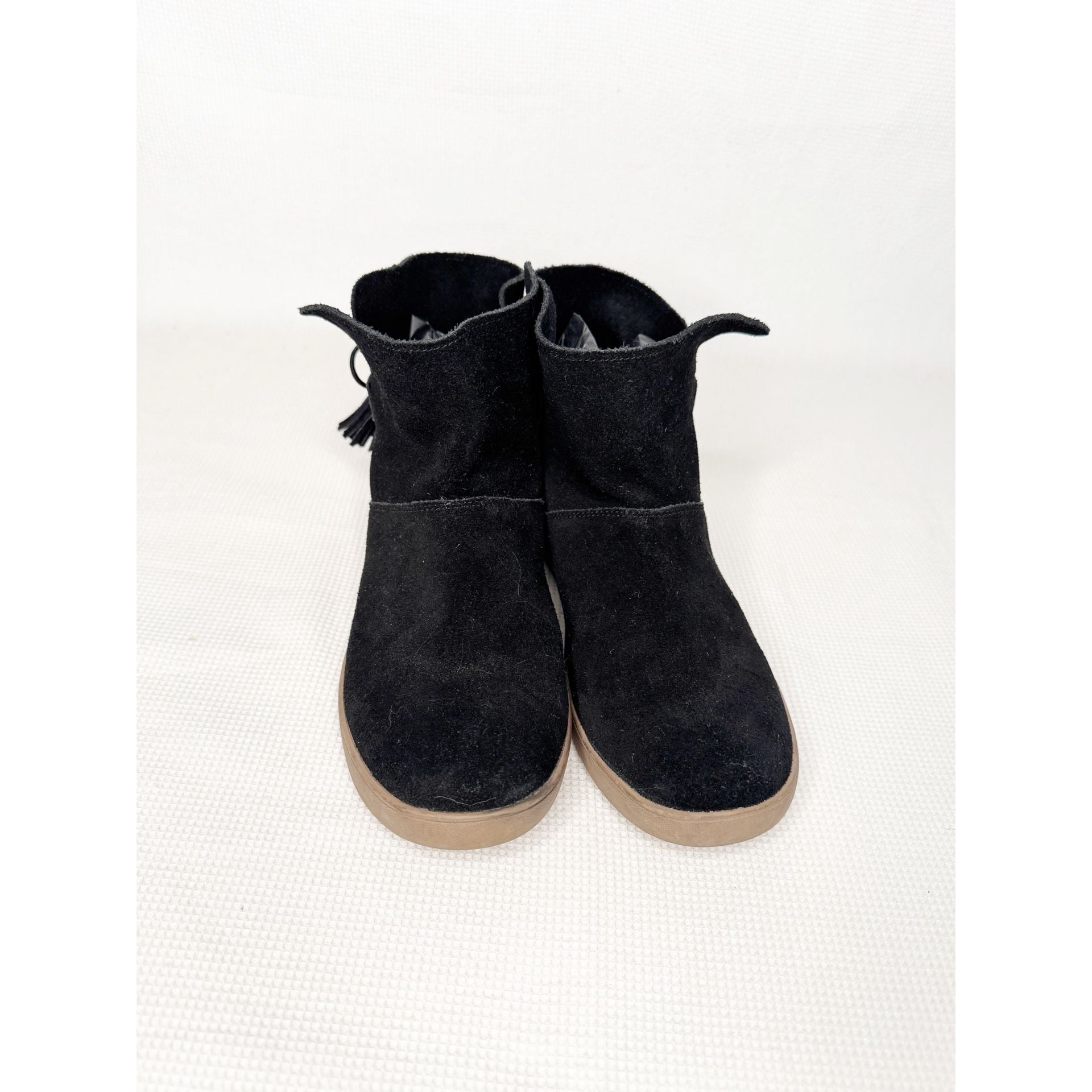 Koolaburra by UGG Skyller Ankle Boots Black Suede Tassel SZ 8 3