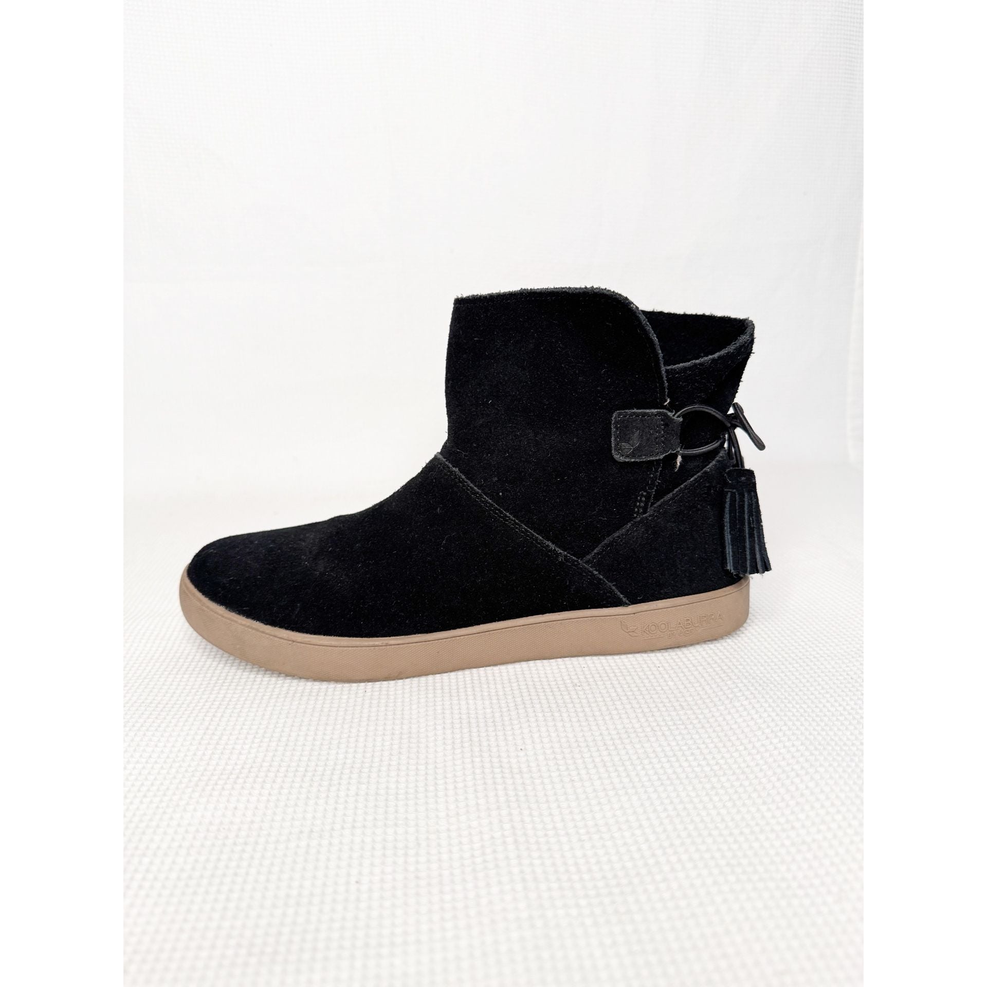 Koolaburra by UGG Skyller Ankle Boots Black Suede Tassel SZ 8 4