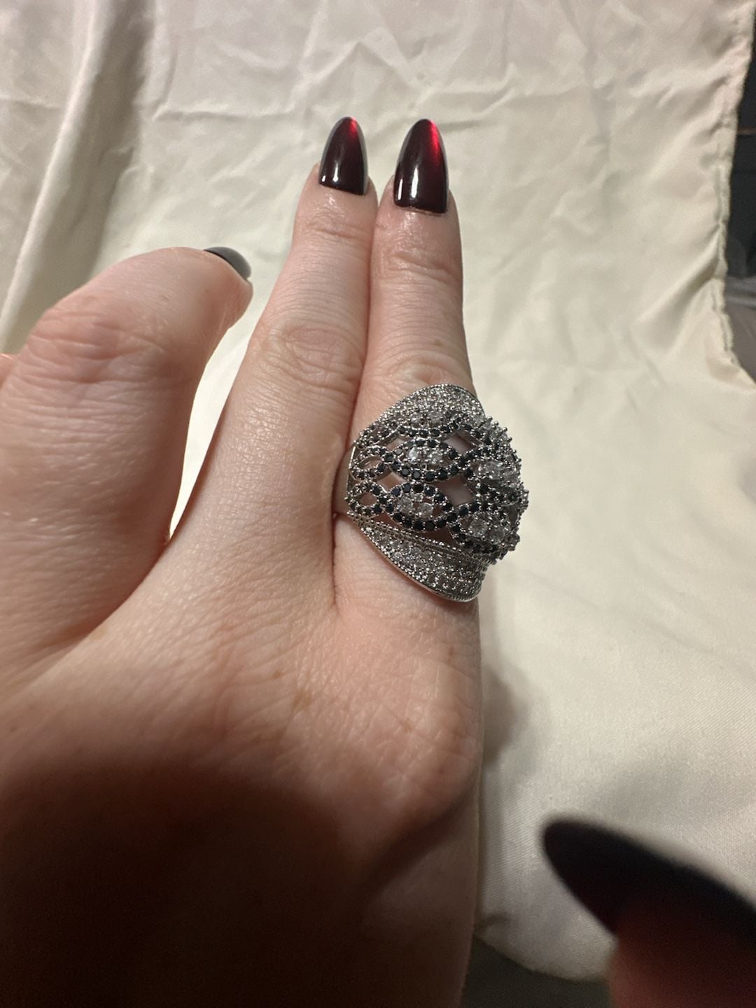 Unbranded Pavé CZ Dome Hollow Silver Cocktail Ring Size 7 3
