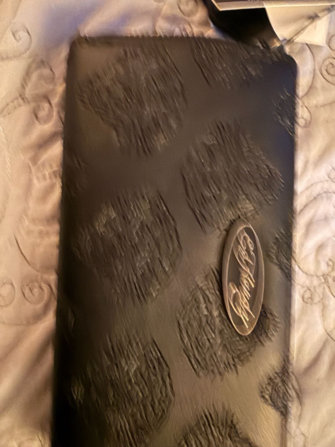 Ed Hardy Embossed Tiger Zip Around Wristlet Wallet Black 4