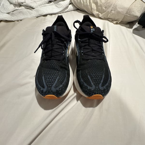 Brooks Glycerin 22 Size 11.5 Wide Black Running Shoes