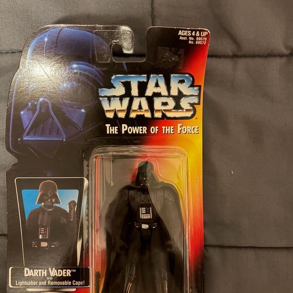 Kenner Star Wars The Power of the Force Darth Vader Action Figure 1995