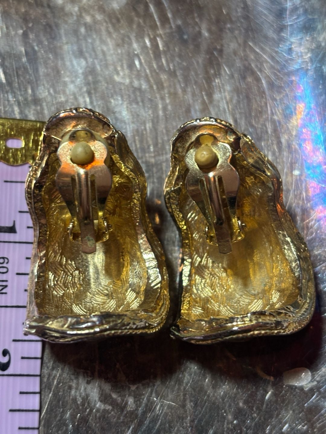 Vintage Gold Tone Textured Clip-On Earrings Chunky Statement 4