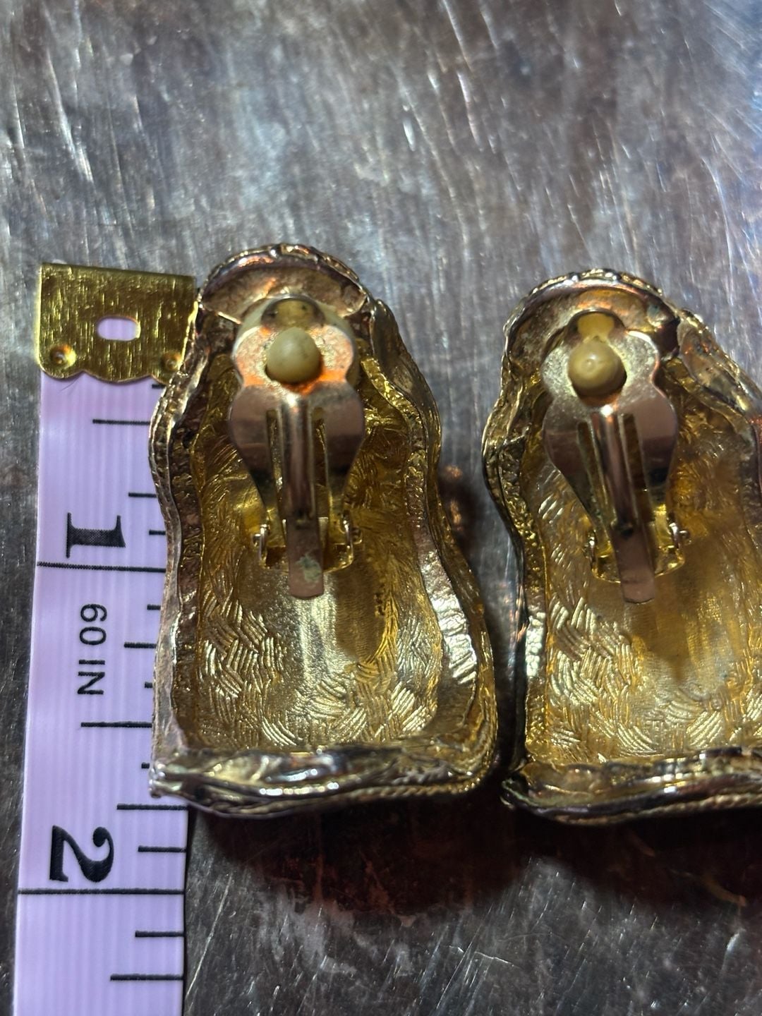 Vintage Gold Tone Textured Clip-On Earrings Chunky Statement 5