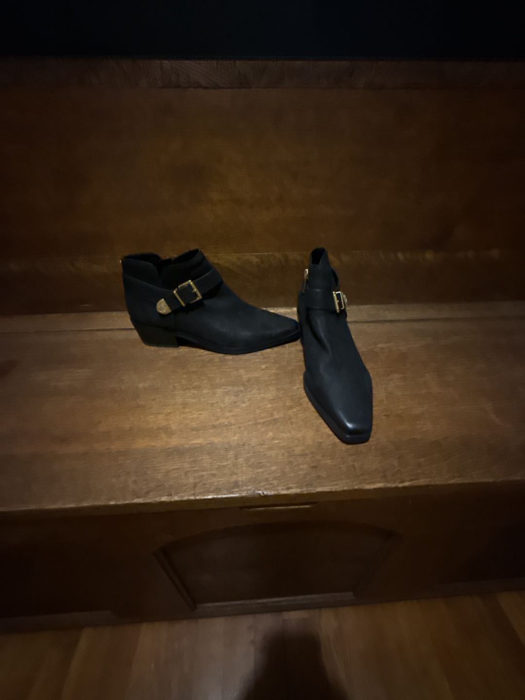 Vince Camuto Maiyah Booties Size 9M/40 Black Leather Ankle Boots 2