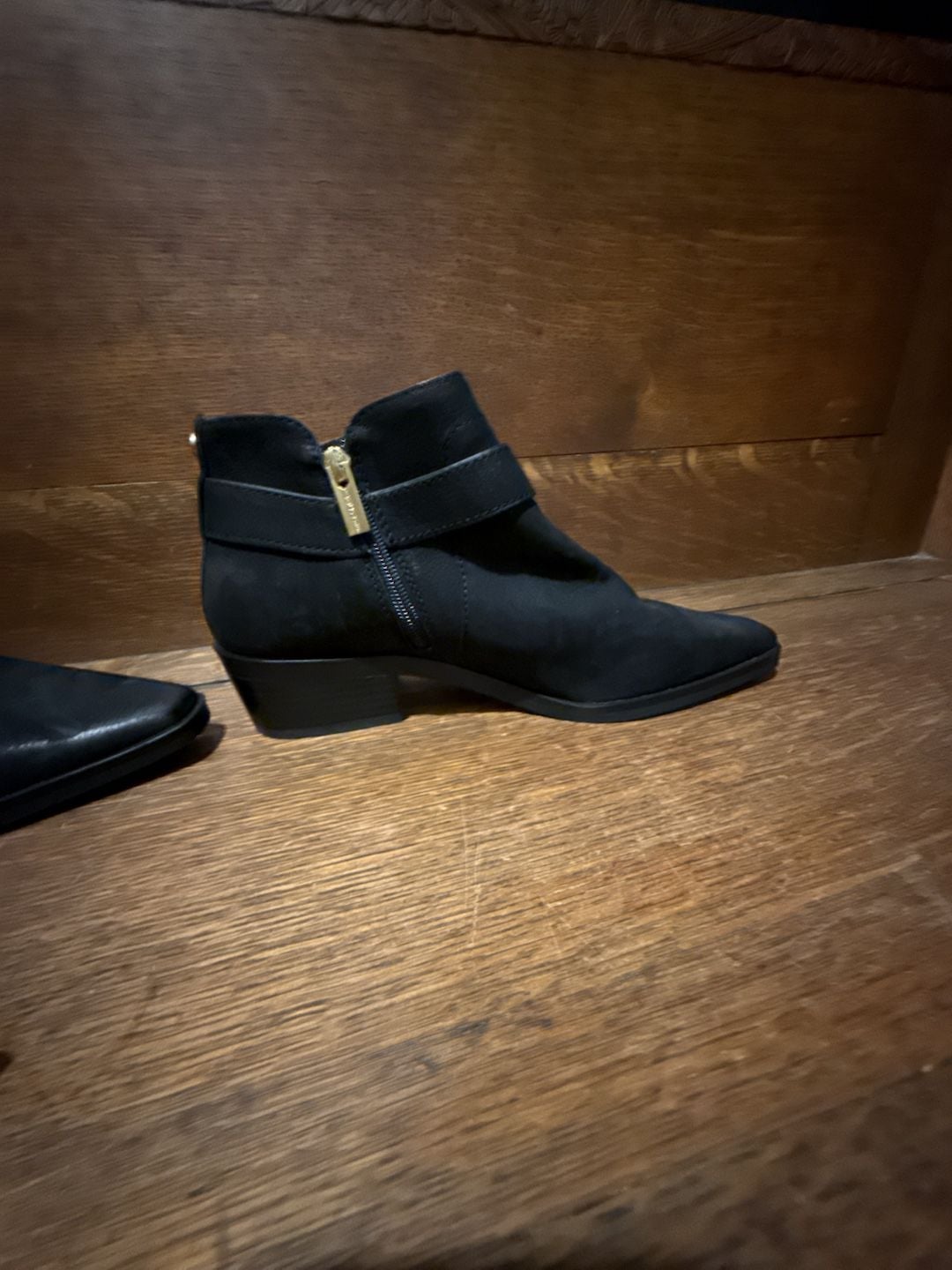 Vince Camuto Maiyah Booties Size 9M/40 Black Leather Ankle Boots 4
