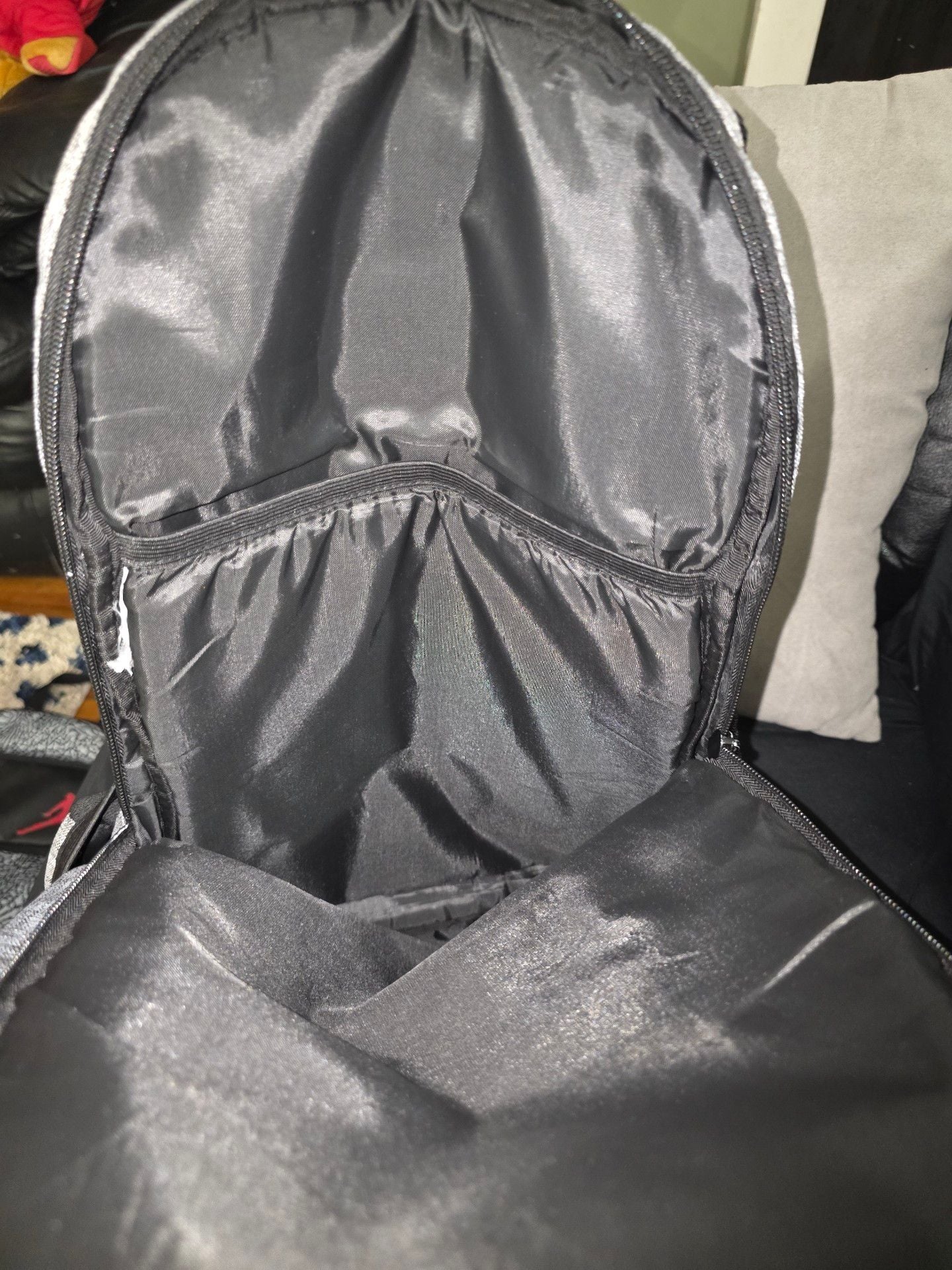 Jordan Jumpman Backpack Heather Gray Red 4