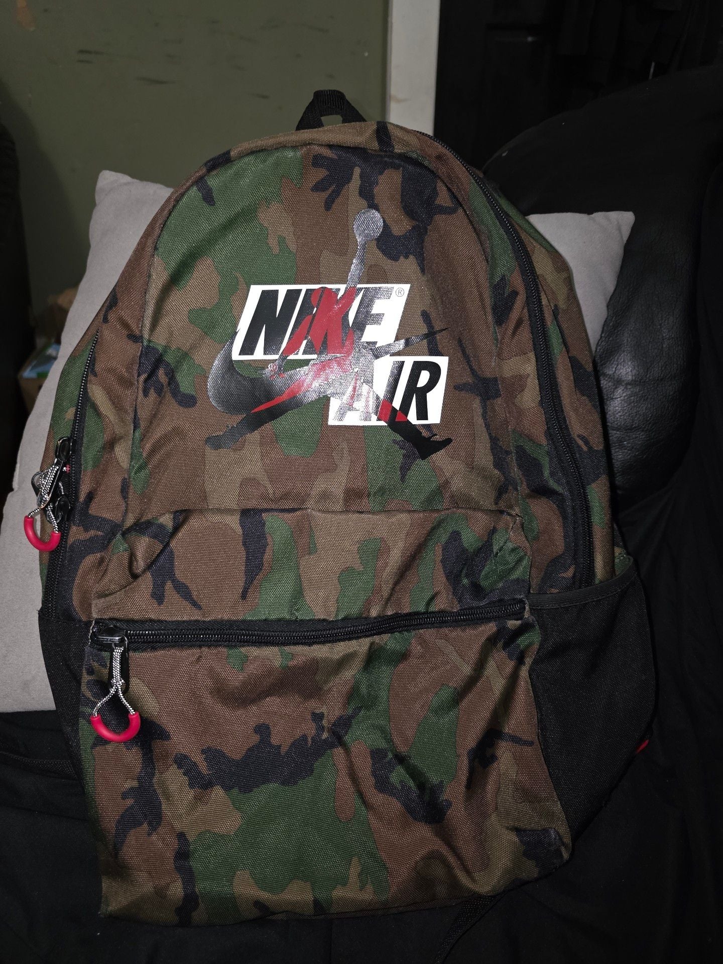 NIKE BOY'S - JUMPMAN CAMO BACKPACK - CAMO GREEN 9A0381 650 2