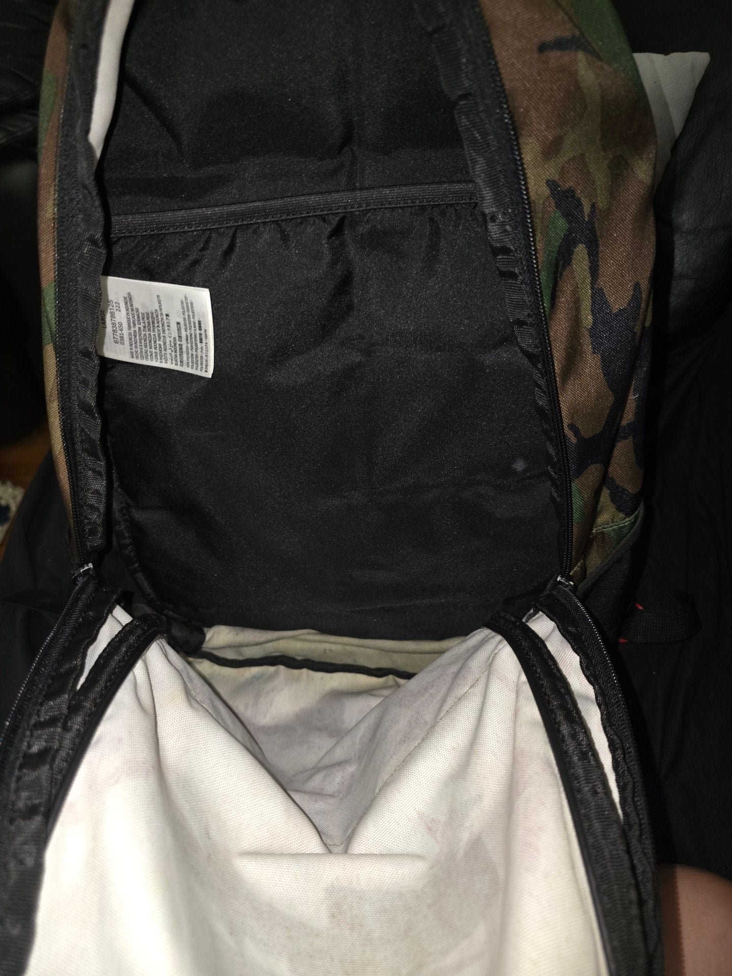 NIKE BOY'S - JUMPMAN CAMO BACKPACK - CAMO GREEN 9A0381 650 3