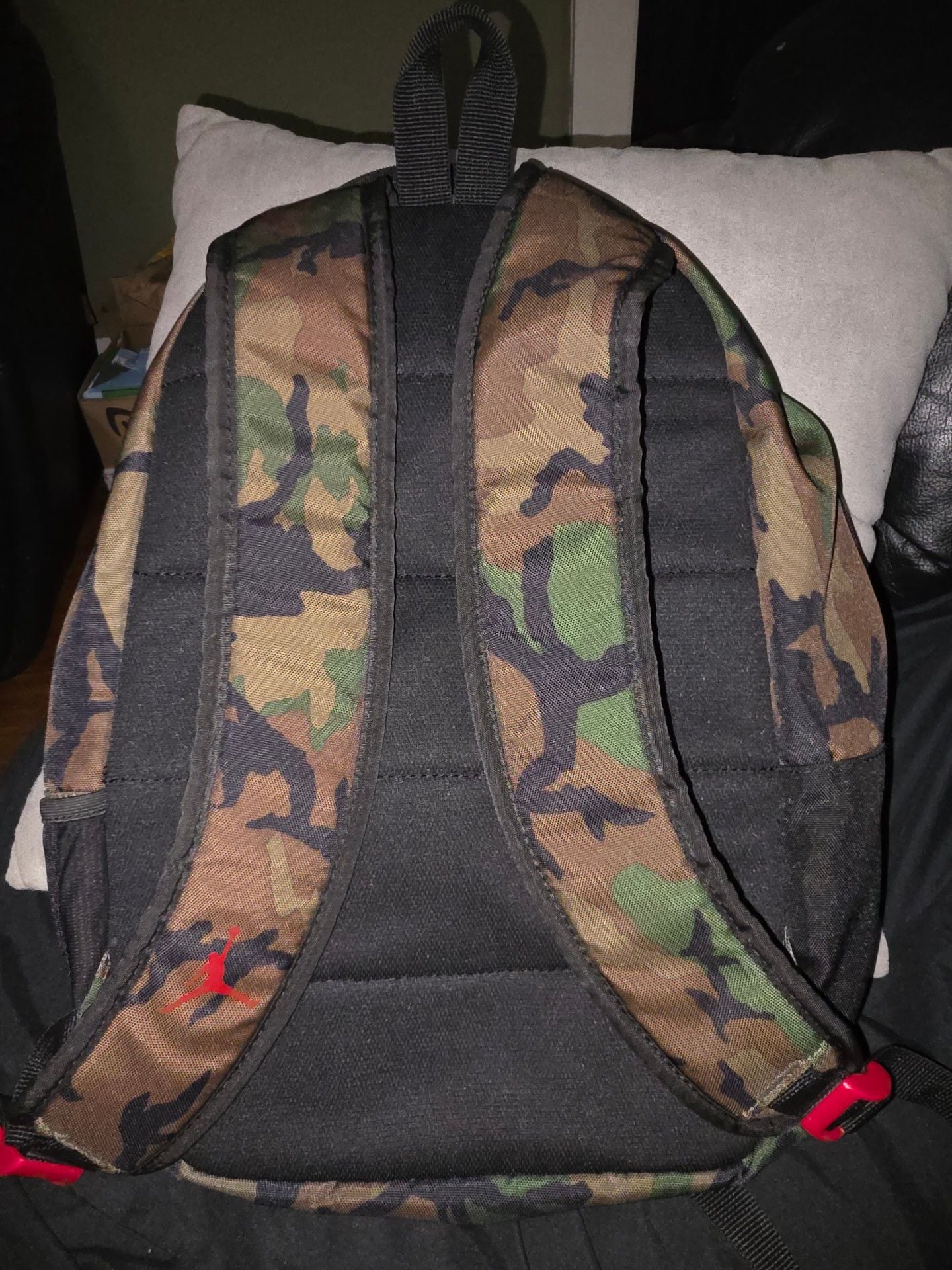 NIKE BOY'S - JUMPMAN CAMO BACKPACK - CAMO GREEN 9A0381 650 5