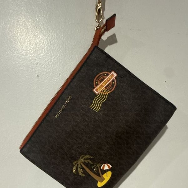 Michael Kors Jet Set Go Signature Brown Zip Clutch Wristlet