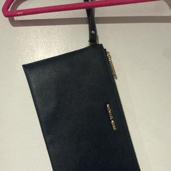Michael Kors Jet Set Pebbled Leather Pouch Clutch Blue