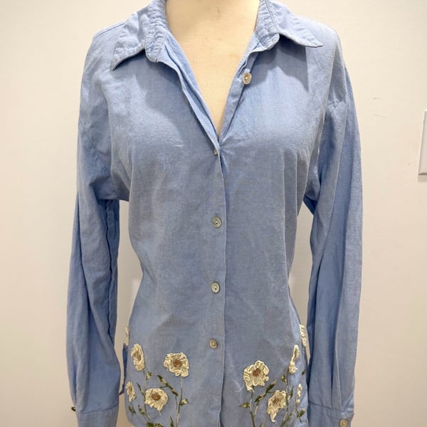 Vintage Bedford Fair Floral Embroidered Light Blue Denim Shirt Medium l