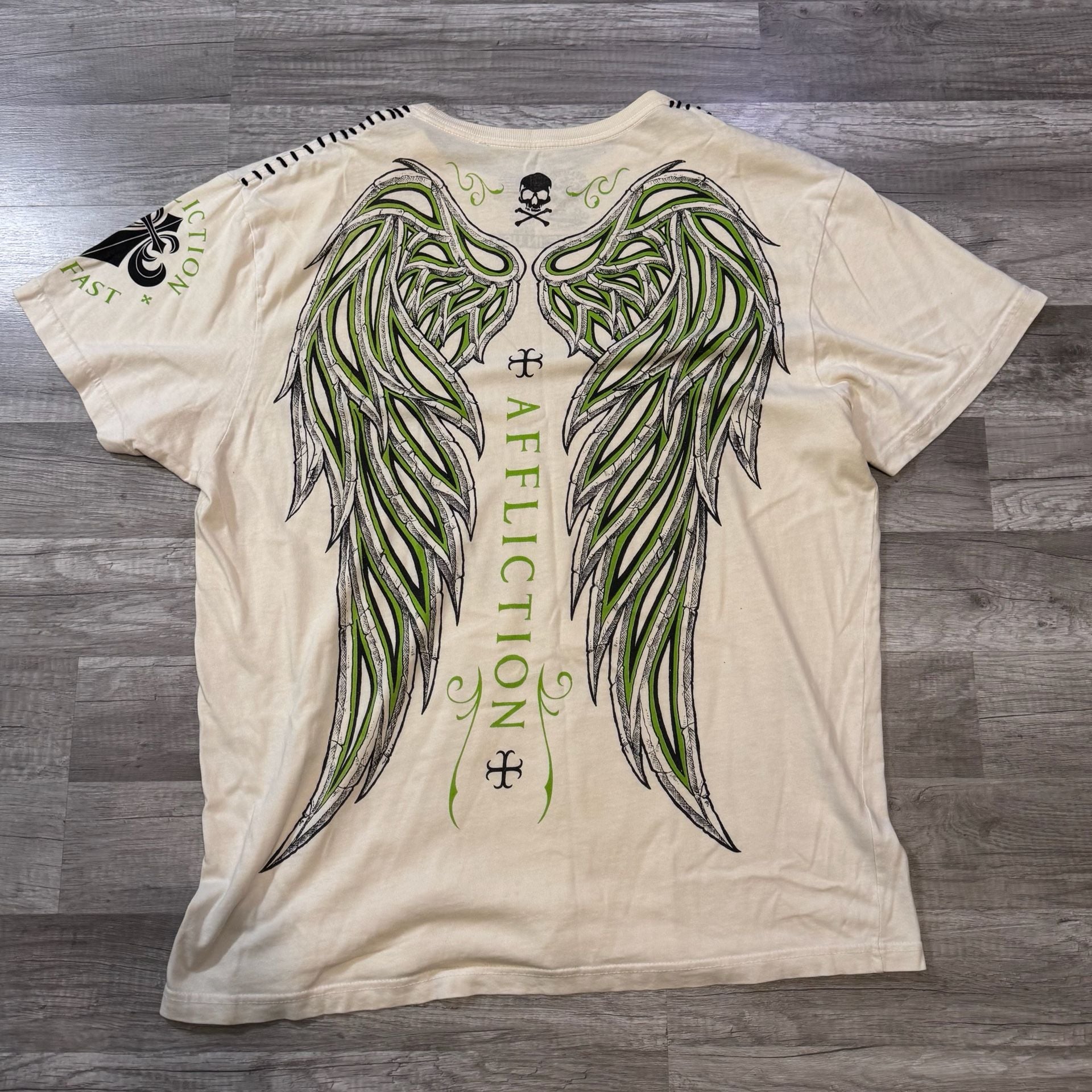 Affliction Graphic T-Shirt Large White Wings Cross 4