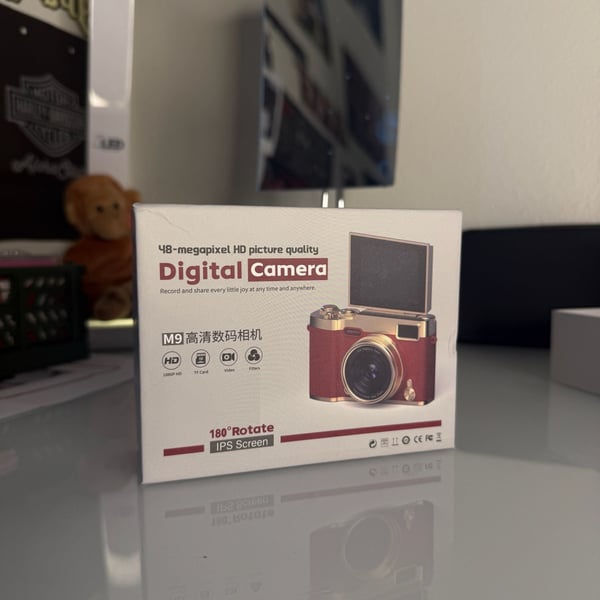 M9 48MP HD Digital Camera Red 180 Rotate IPS Screen New