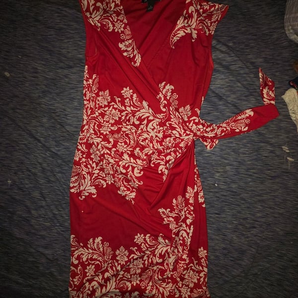 INC International Concepts Wrap Dress Size S Red White Floral