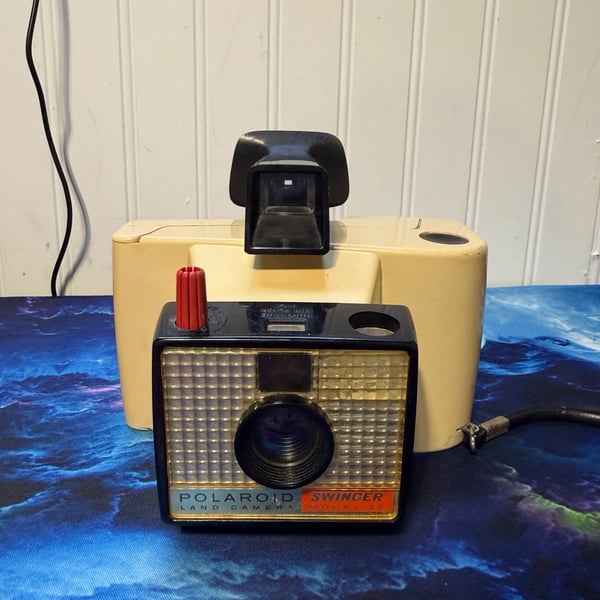Polaroid Swinger Model 20 Land Camera Vintage 1960s
