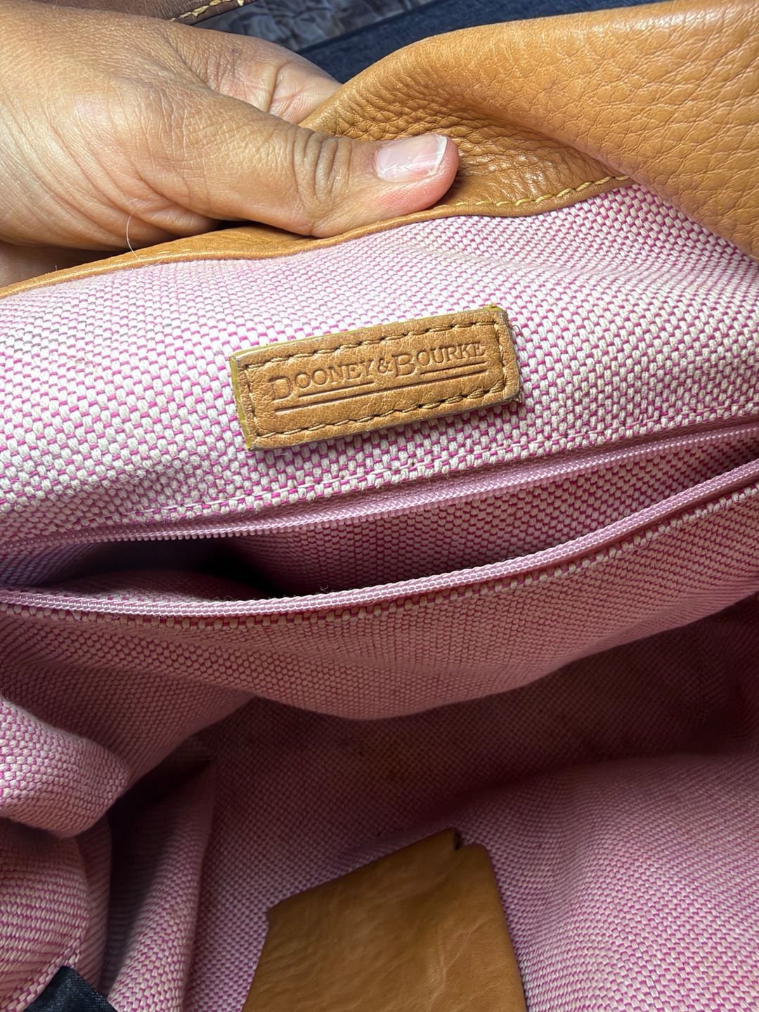 Dooney & Bourke Mustard Yellow Pebbled Leather Hobo Shoulder Bag Logo Lock 7