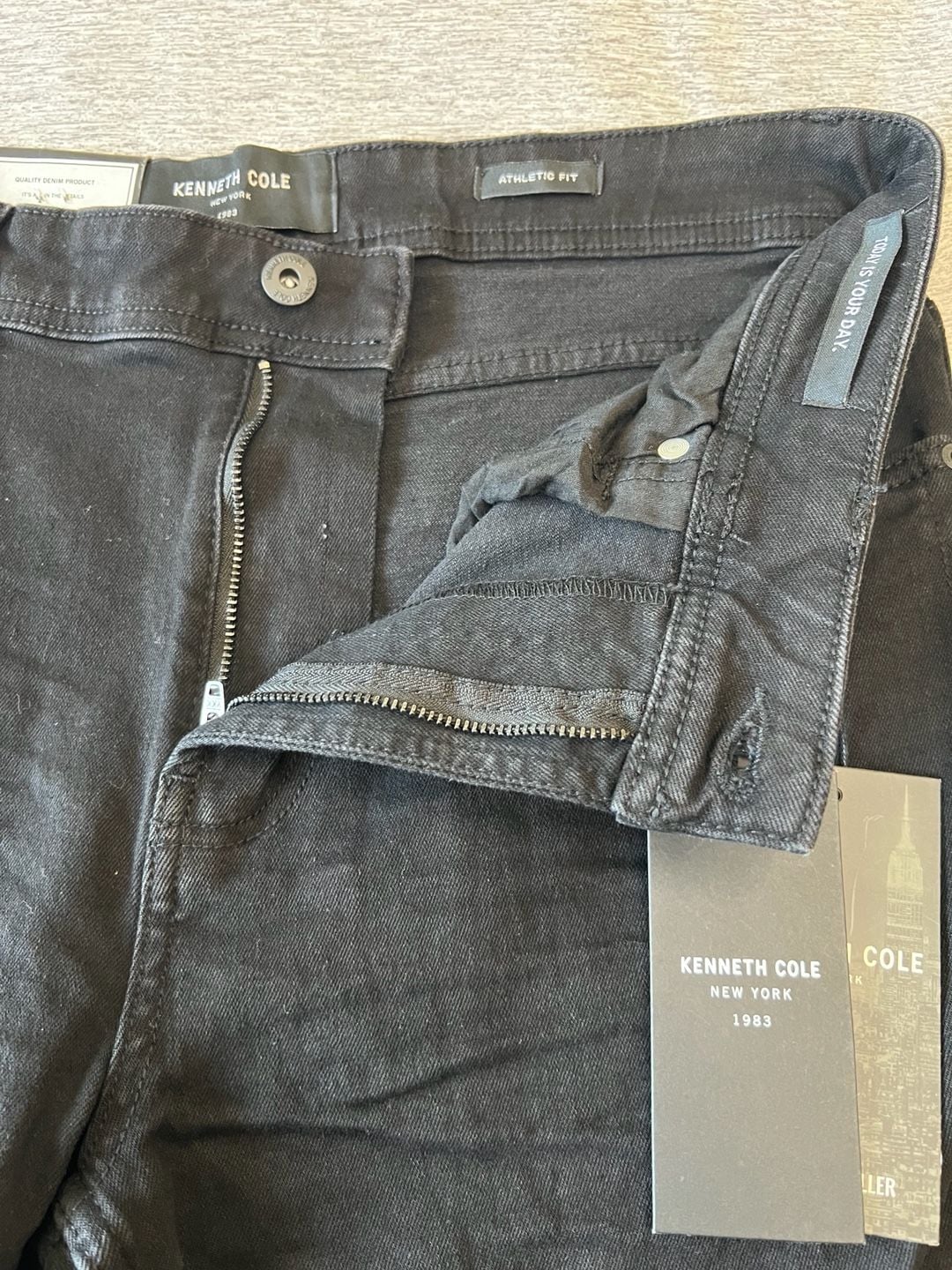 Kenneth Cole Athletic Fit Jeans Size 32x32 Black Denim 4