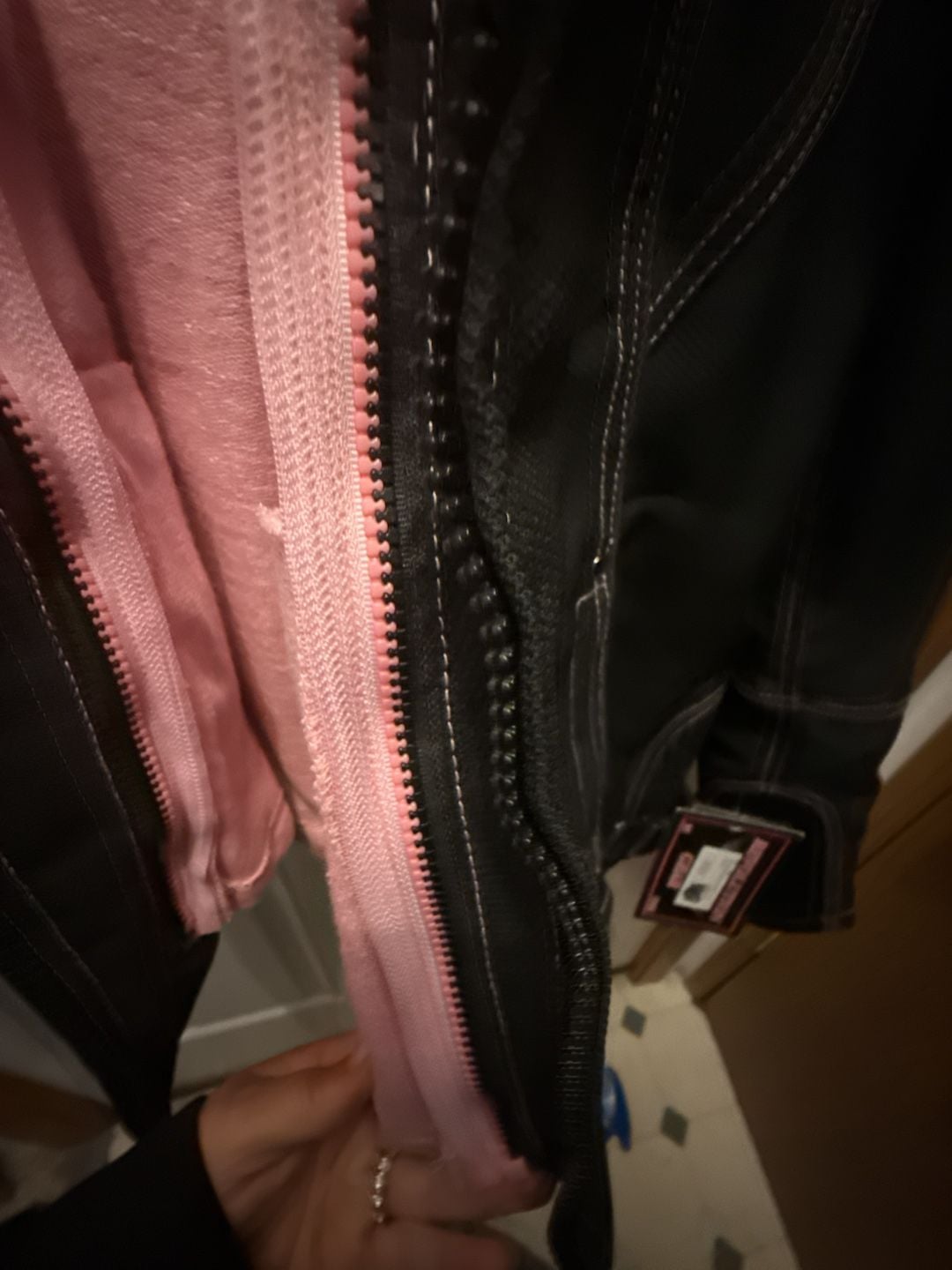 Revolution Gear Text Hooded Jkt w/Hrt Size 2XL Black Pink Jacket 4