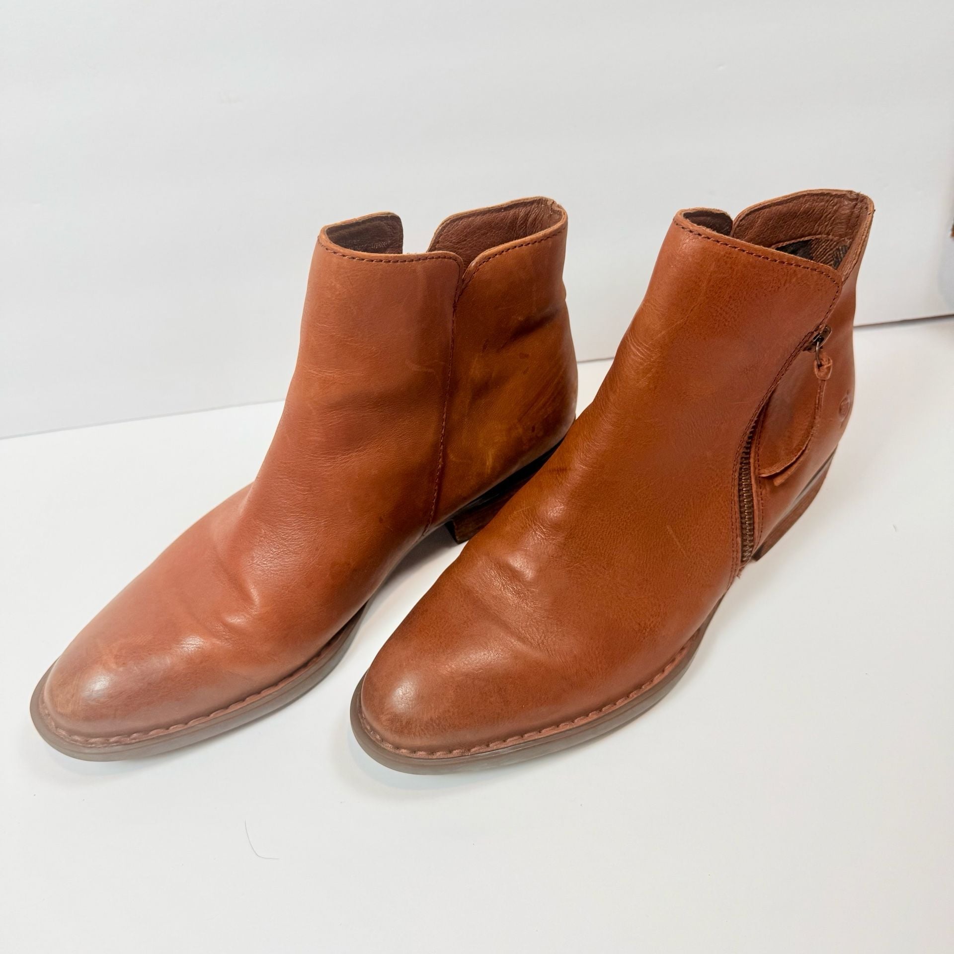 Born Leather Ankle Booties Brown 8