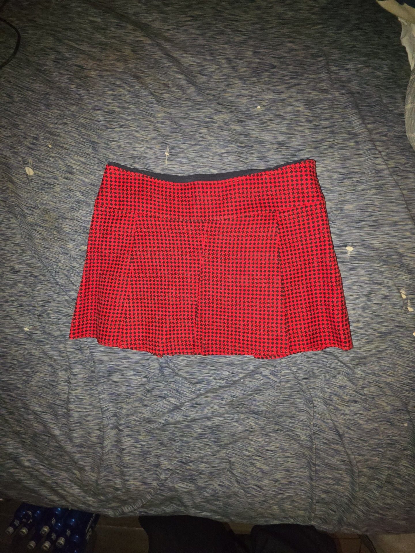 Juicy Couture Mini Skirt Size 8 Red Black Houndstooth Y2K 2