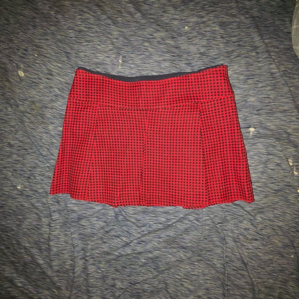 Juicy Couture Mini Skirt Size 8 Red Black Houndstooth Y2K