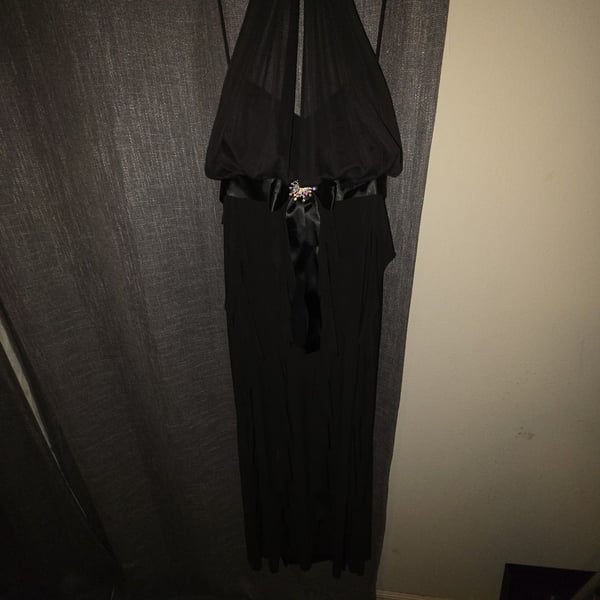 Betsy & Adam Halter Gown Size 12 Black Formal Dress Rhinestone Bow