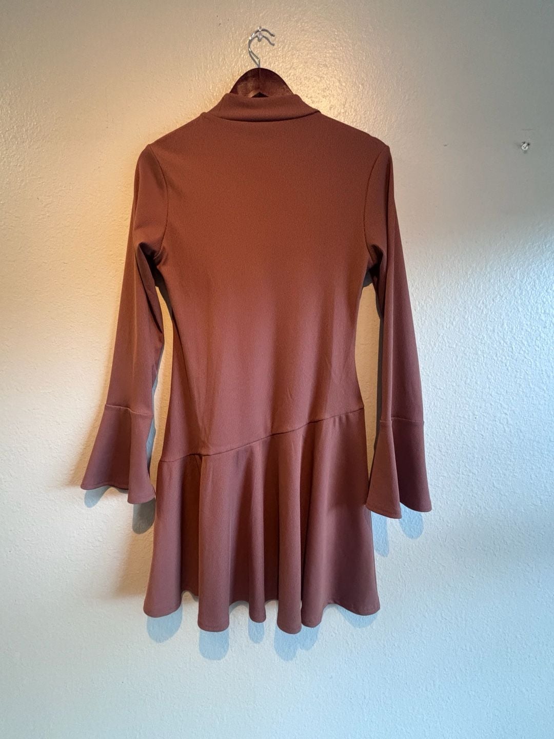 Wenrine Mock Neck Long Sleeve Ruffle Dress Size M Brown 4