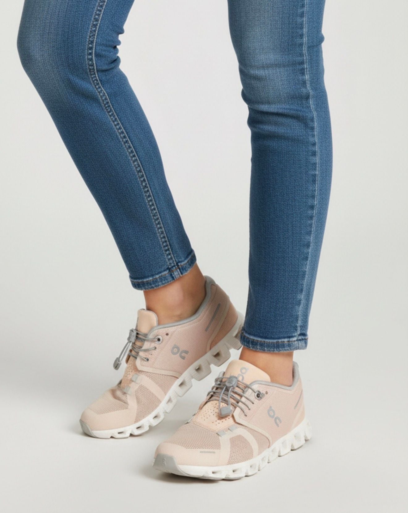 On Cloud 5 Size US W9 Rose Brown Fog Sneakers- Womens 3