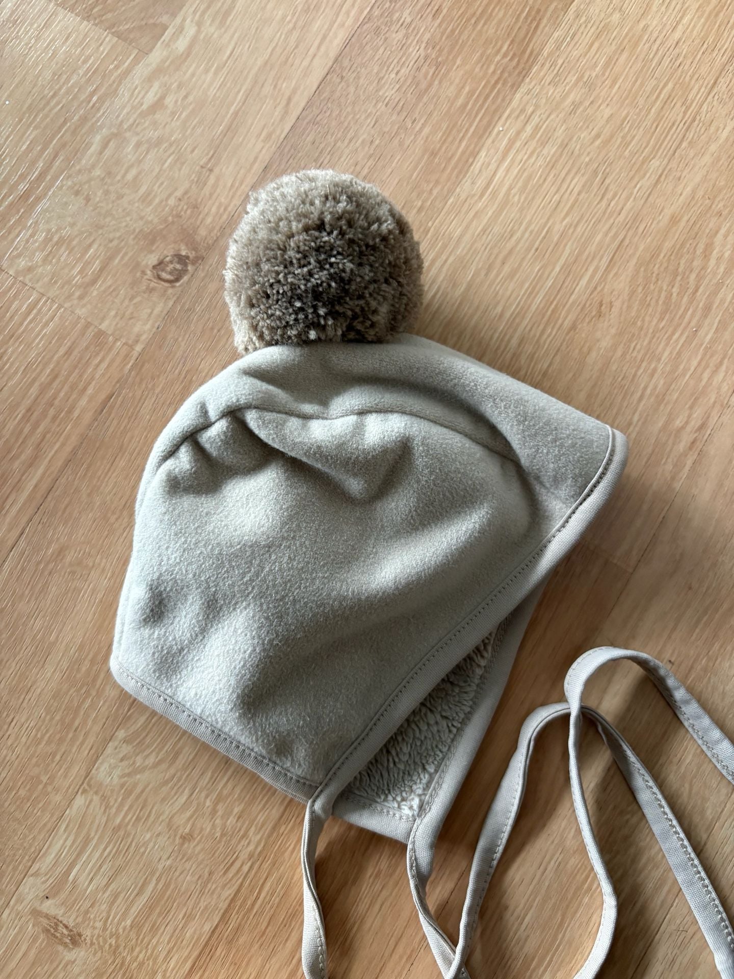 Konny Winter Bonnet Size 6M Beige Fleece Pom-Pom 2