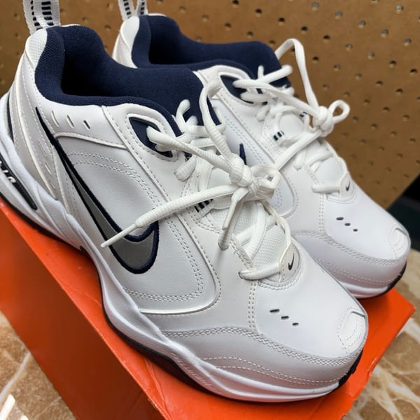 Nike Air Monarch IV Size 8.5W White Navy Leather Wide 4E