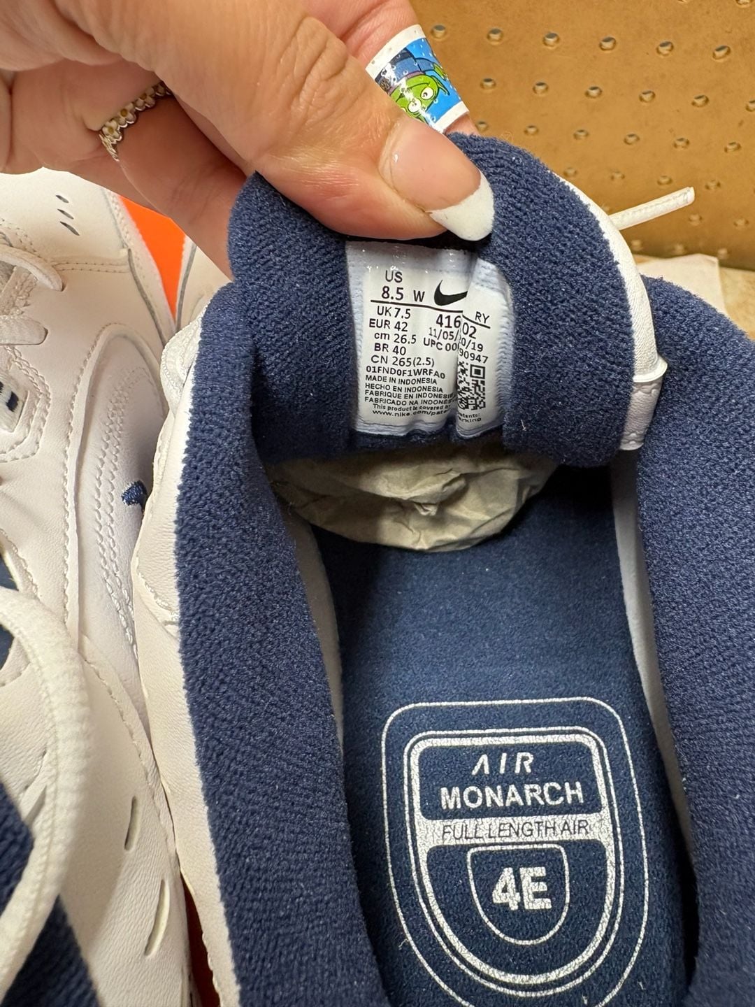 Nike Air Monarch IV Size 8.5W White Navy Leather Wide 4E 7