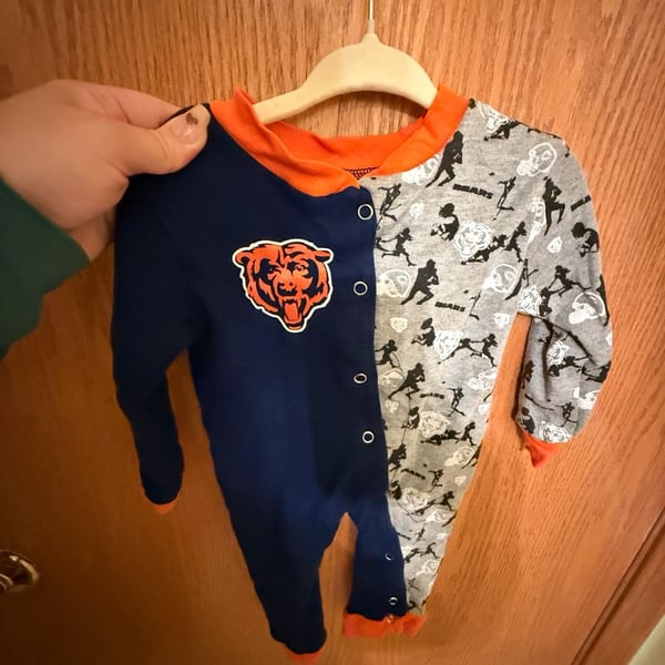 Ultra Game NFL Chicago Bears Baby Coverall Size 6-9M Blue Gray
