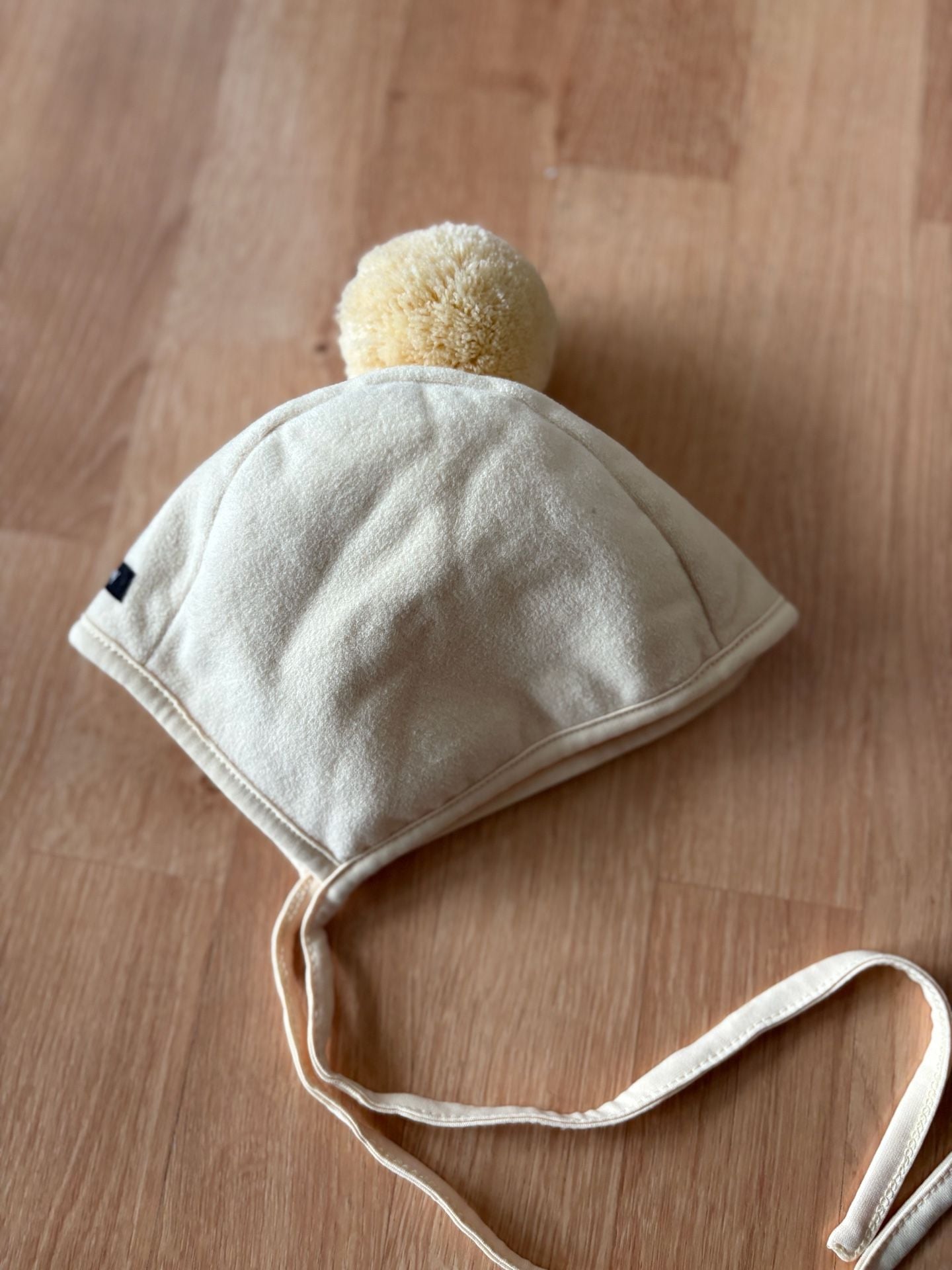 Konny Winter Bonnet Size 12M Butter Yellow Fleece Pom Pom Hat 5