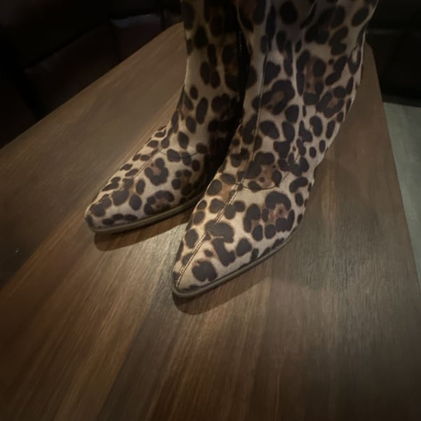 Soul Naturalizer Melodi Boot Size 7.5M Leopard Print Block Heel