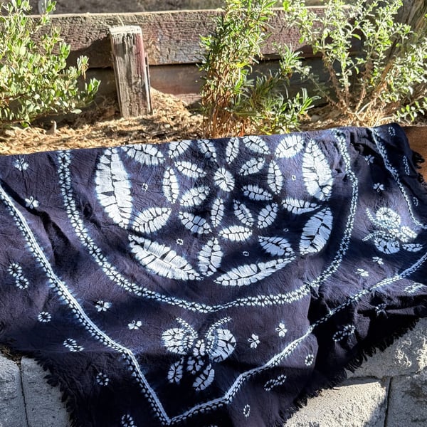 Indigo Shibori Tie Dye Cotton Tablecloth Tapestry Blue White Floral Fringed