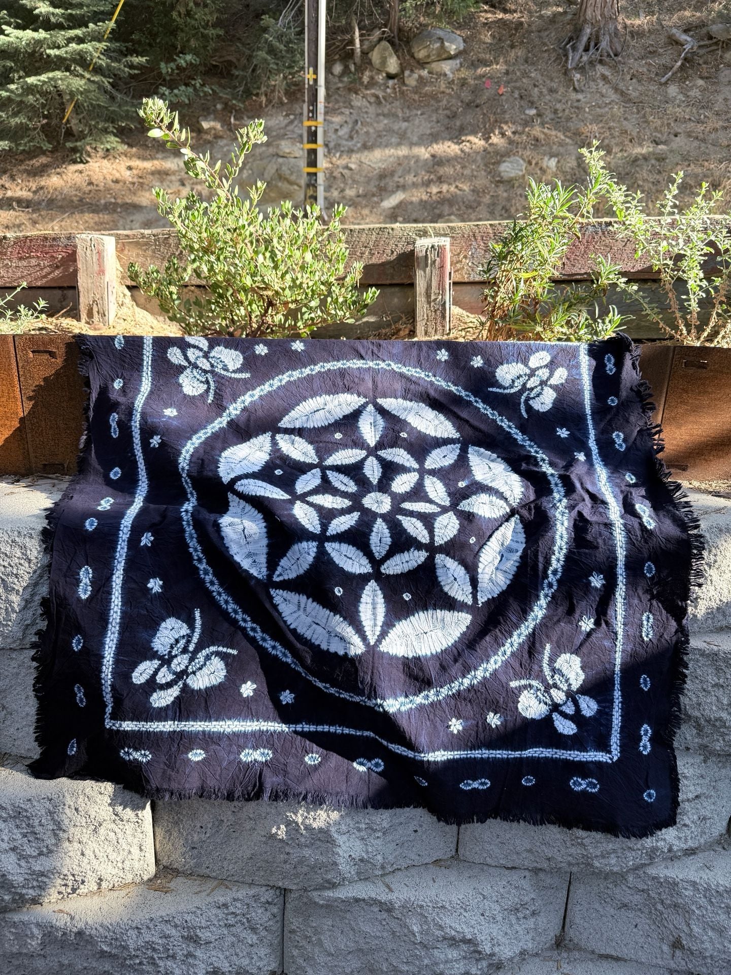 Indigo Shibori Tie Dye Cotton Tablecloth Tapestry Blue White Floral Fringed 3