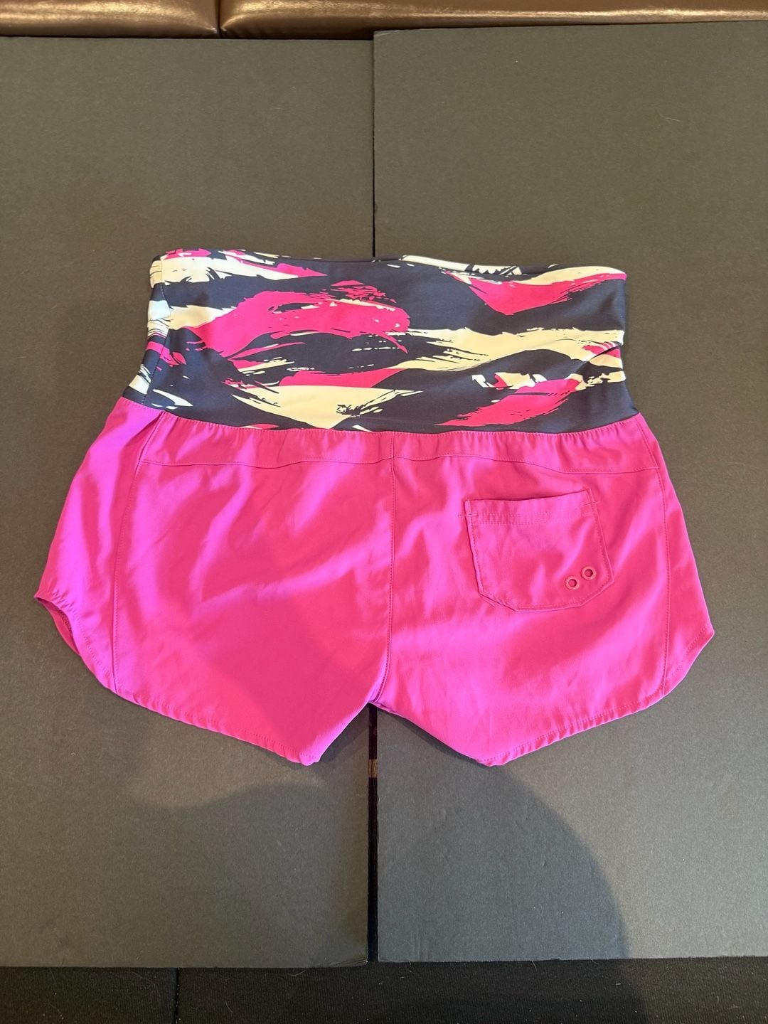 Under Armour HeatGear Shorts Size MD 4