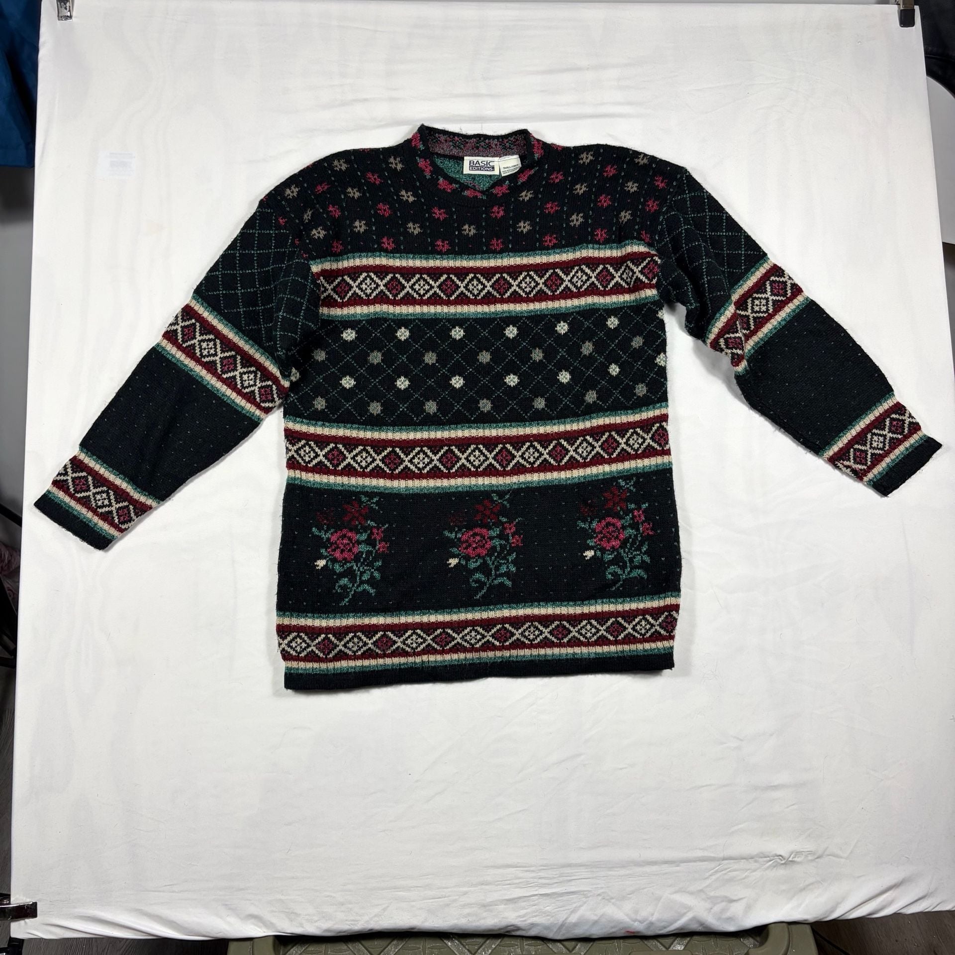 Vintage Basic Editions Sweater Size Small Black Floral Fair Isle Acrylic 2