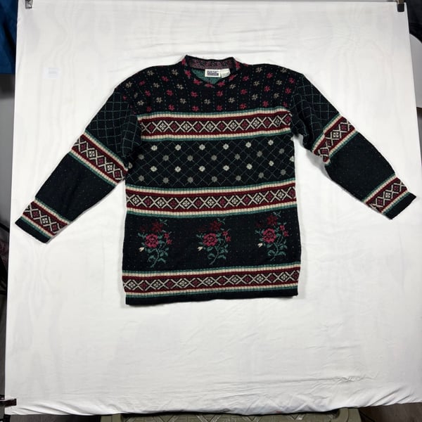 Vintage Basic Editions Sweater Size Small Black Floral Fair Isle Acrylic