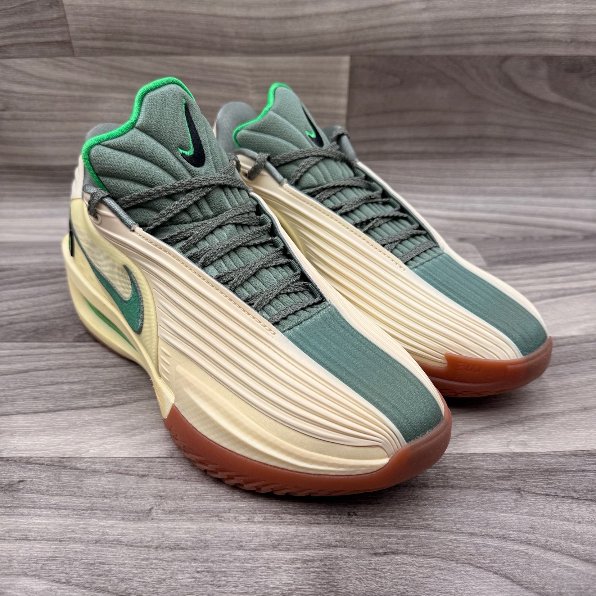 Product thumbnail 4