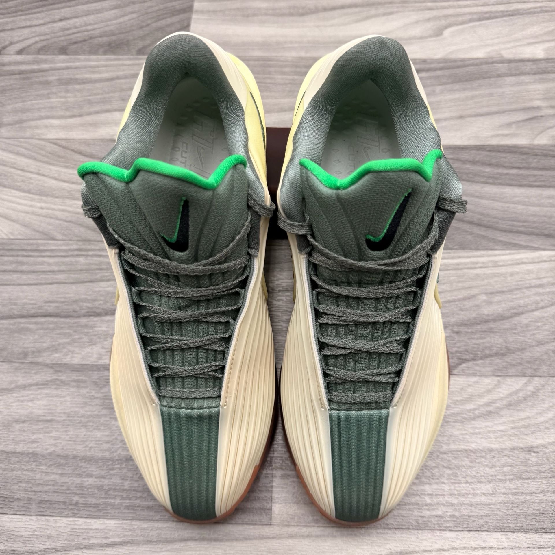 Nike Air Zoom GT Cut 3 Turbo Jrue Holiday Celtics IH2371-700 Men's Size 8
 14